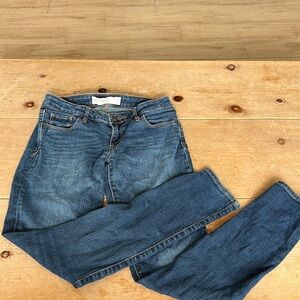 Abercrombie & Fitch worn denim skinny Jeans size 4S.